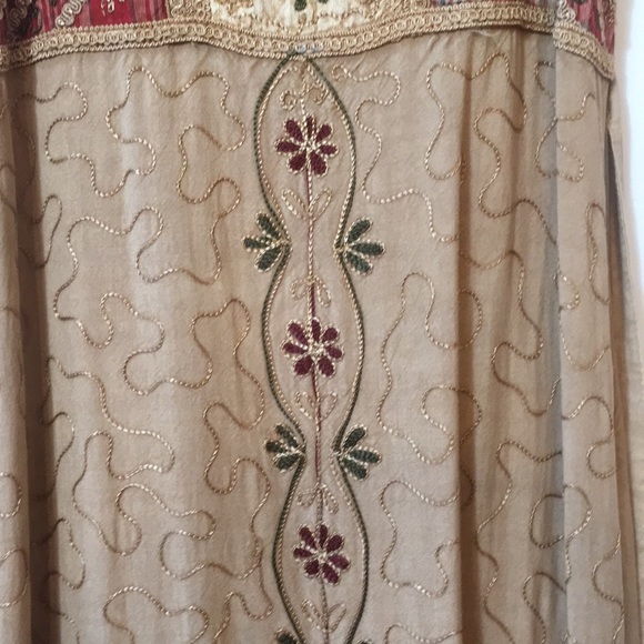 Vintage embroidered sundress from India - Picture 3 of 8